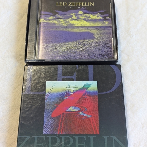 Vintage Led Zeppelin Box CD Set - 2 Disc Set Released in 1993 - Picture 8 of 11